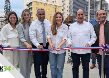 UFHEC gradúa 1,316 profesionales con mensaje de compromiso social