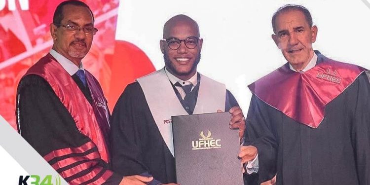 UFHEC gradúa 1,316 profesionales con mensaje de compromiso social