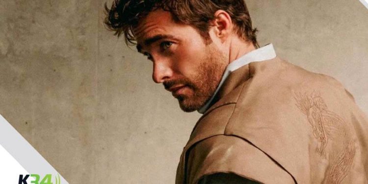 Rodrigo Guirao engalana la portada de la revista ESQUIRE