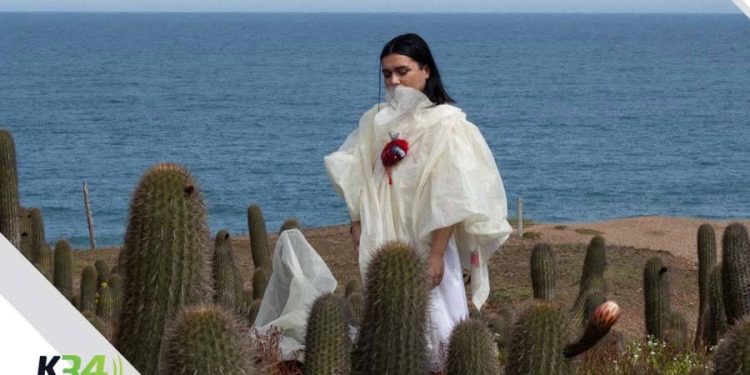 Una experiencia que supera a la muerte:Aún Lavanda estrena su EP debut"Casas & Paredes"