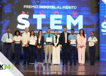 500 estudiantes reciben becas del INDOTEL en premiación STEM