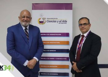 Dr. Roberto Fulcar es investido como Profesor Honorario por la Universidad de las Ciencias y el Arte de Costa Rica