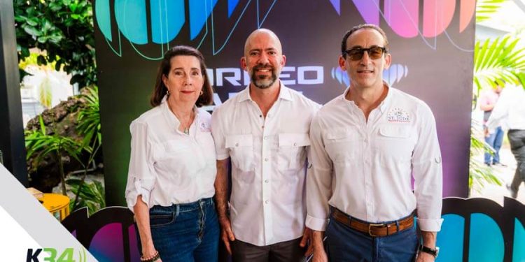 Star Products inspira a decenas de mujeres durante la feria de belleza “Brilla con Minaya”