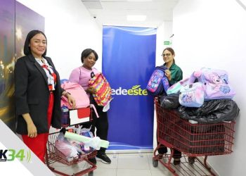 Colaboradores de Edeeste apadrinan niños de escasos recursos con entrega de útiles escolares