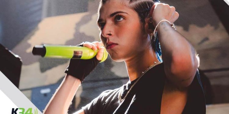 Iza M enciende el Baja Beach y la reconocen como una promesa del género