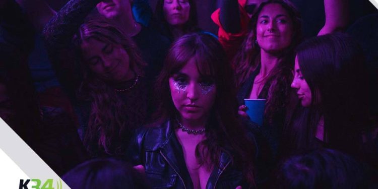 July Abril prepara su nuevo álbum “Busco Salir”