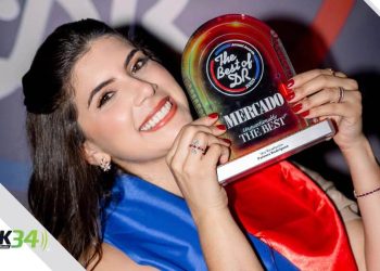 Paloma Rodríguez, reconocida como Voz Revelación en “The Best of DR 2025” de Revista Mercado