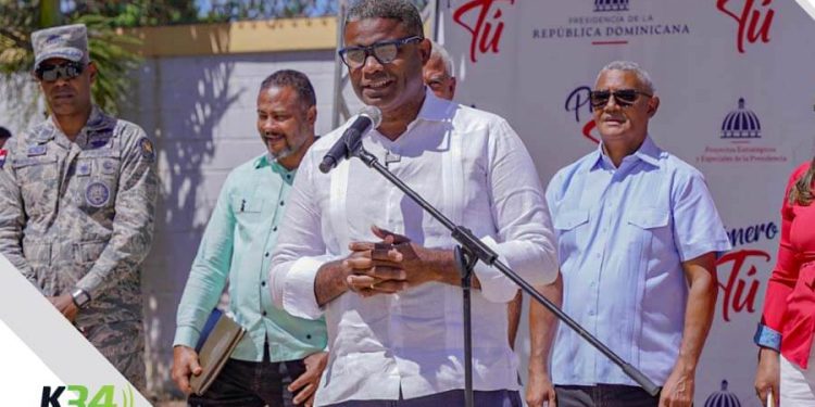 Residentes sector Nuevo Amanecer en SDE, recibe con entusiasmo jornada social “Primero Tú” de Propeep