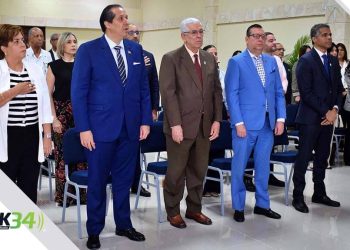 Presentan Programa de Salud Bucal para Profesionales y Auxiliares de Enfermería