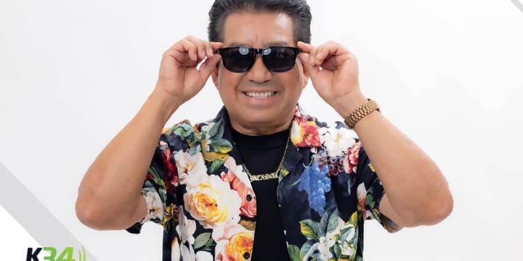 Salsero CarlosRivas en RD grabando su nuevo disco 