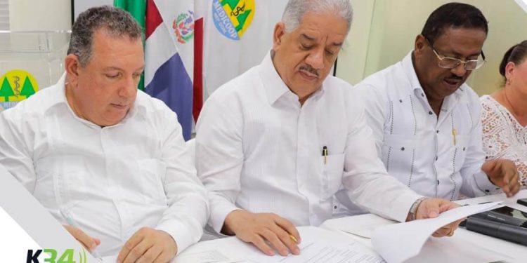 COOPNAMA Y MEDICOOP firman acuerdo de cooperación