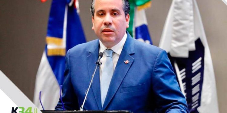 Liderazgo nacional destaca labor de Alberto Rodríguez en los Juegos Escolares 2025