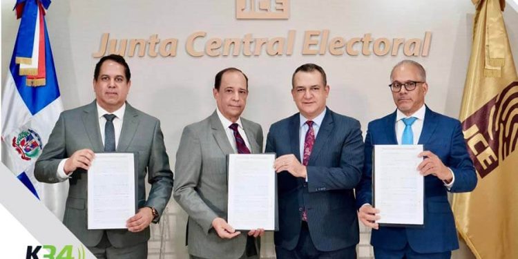 JCE y EMDOC firman contrato para suplir equipos, materiales y servicios para la nueva cédula