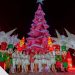 Coca Cola enciende su tradicional árbol navideño en la Ciudad Colonial