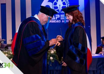 Irene Vallejo exhorta a las universidades a liderar una << revolución de la lectura >> para enfrentar la era de la desinformación