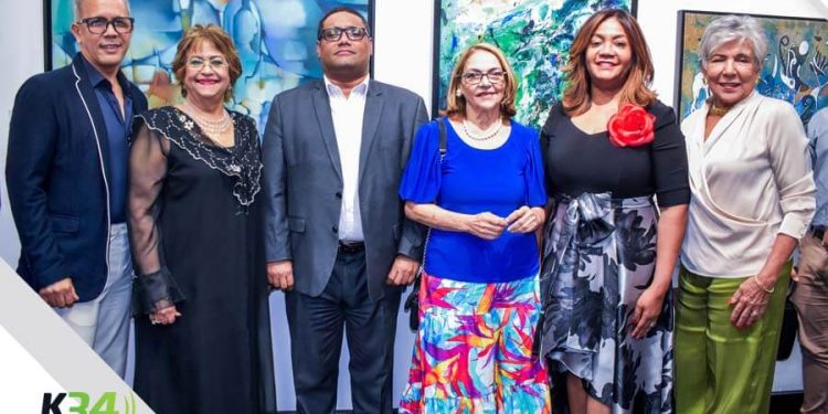 Presentan 2da. Versión Exposición Colectiva de Pintores Dominicanos Arte con Propósito en el Centro Cultural del INDOTEL