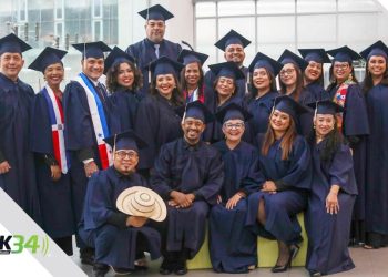 Dominicanos se gradúan como Especialistas en Folklore en Panamá