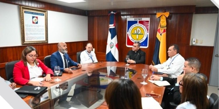 INFOTEP y UCNE articulan agenda de cooperación para fortalecer el sector empresarial en el Nordeste