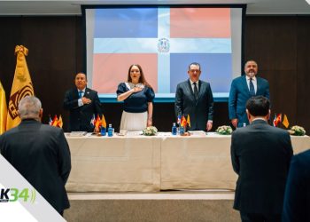 Comisión de la JCE recibe propuestas de aspirantes a miembros de las OCLEE en Europa