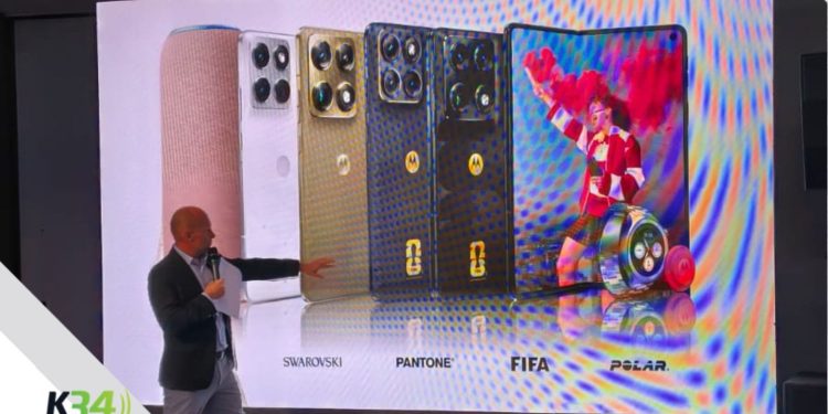 Motorola presentó en RD su portfolio premium: signature, razr fold, edge, moto g y moto things