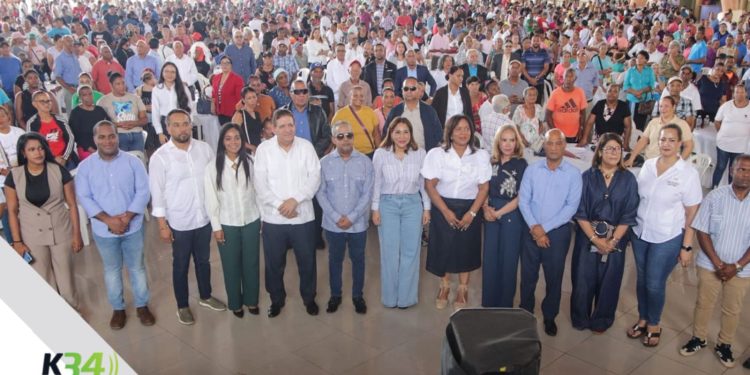 Bonao se moviliza: Más de 2000 personas dialogan en encuentro con Supérate para fortalecer su bienestar