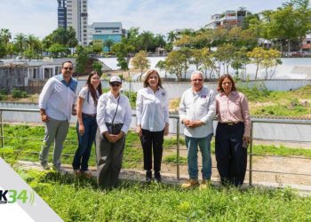 Carolina supervisa avances en remodelación del parque Núñez de Cáceres 