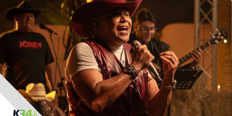 JC Rey presenta el sencillo “Eres una en un millón” con su característica esencia regional mexicana