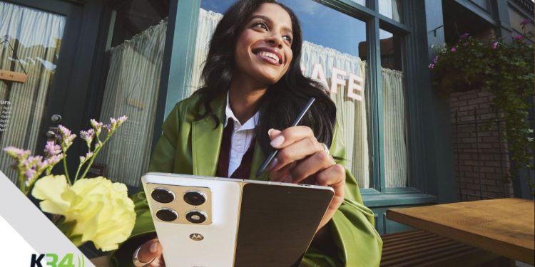 El motorola razr fold, el plegable que redefine la productividad y el entretenimiento, disponible en RD