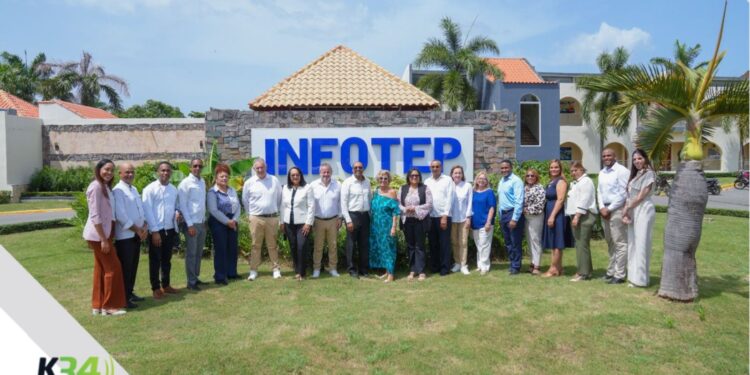 INFOTEP auspicia masterclass sobre la magia del servicio de hospitalidad