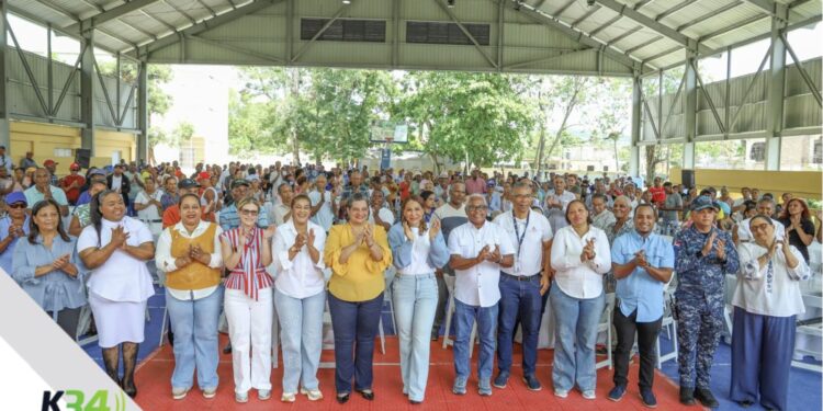 Supérate promueve el diálogo con familias beneficiarias para fortalecer la protección social en Hato Mayor