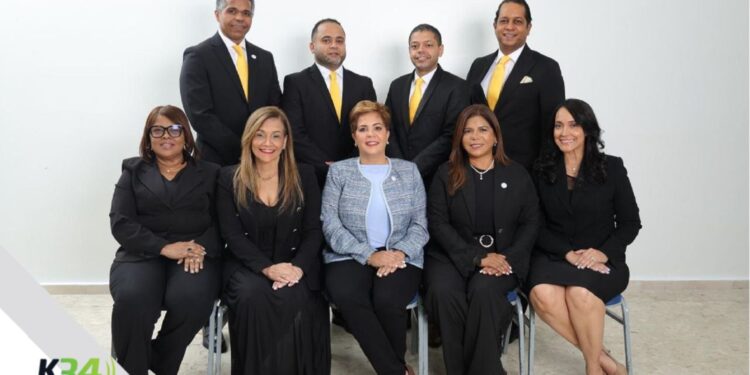 Directiva Colegio Dominicano de Odontología toma juramento para el periodo 2026-2027