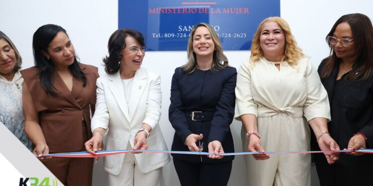 Nueva oficina del Ministerio de la Mujer fortalece los servicios en Santiago