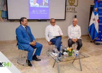 Unapec reúne a especialistas para debatir los desafíos del transporte en República Dominicana