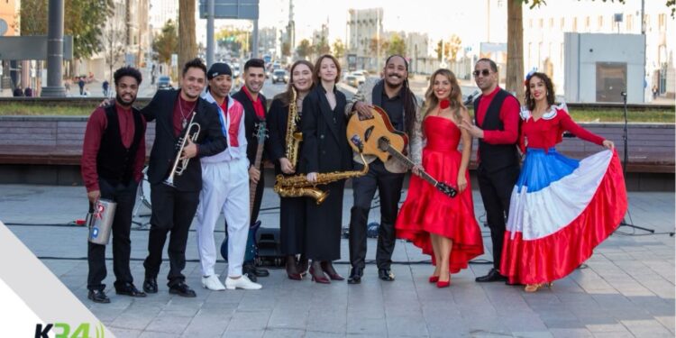 Yanco Santana lleva por primera vez la música dominicana a la televisión nacional de Rusia