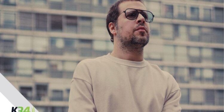 Santi Martinez (El Kuelgue) presenta "Ni el principio ni el final", su nuevo disco