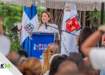 Carolina Mejía completa 231 parques y plazas entregados en la capital