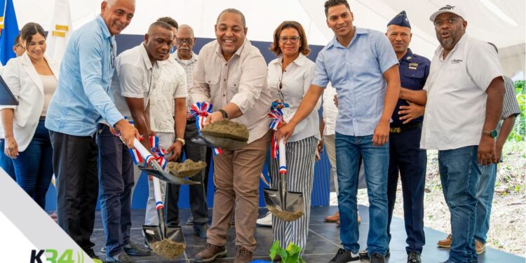 Director José Andújar inicia construcción de estación policial en Majagual, Monte Plata